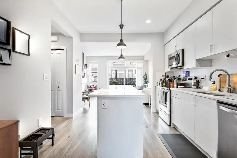 22 7169 208A STREET - photo 1 of 36