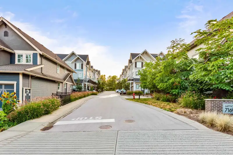 22 7169 208A STREET - photo 2 of 36