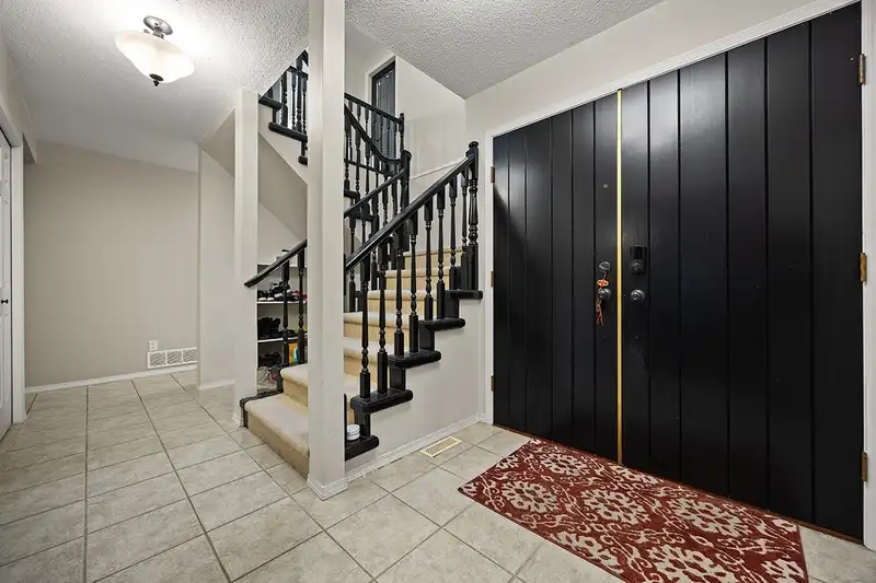 4420 WALLER DRIVE - photo 2 of 36