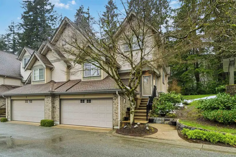 1 3300 PLATEAU BOULEVARD - photo 1 of 40