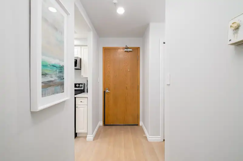1105 1383 HOWE STREET - photo 3 of 29