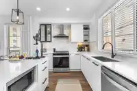 35 2891 MONTROSE AVENUE - thumbnail 6