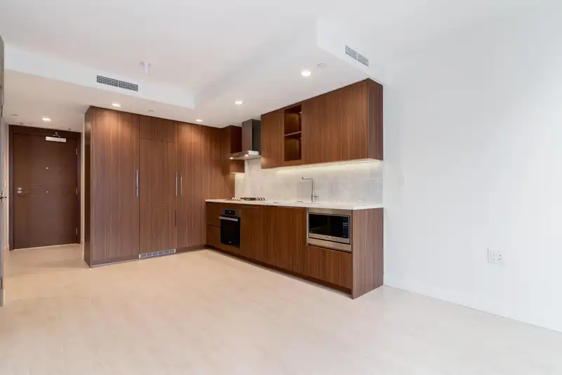 603 1768 COOK STREET - photo 3 of 18