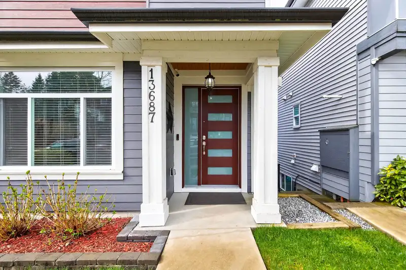 13687 232A STREET - photo 3 of 34