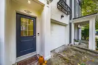 24 2423 AVON PLACE - thumbnail 32
