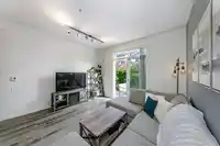 24 2423 AVON PLACE - thumbnail 7
