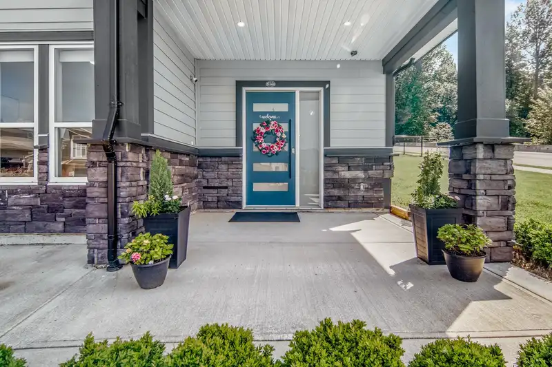 51160 CHARLOTTE PLACE - photo 2 of 32