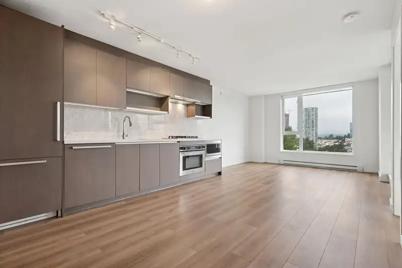 1512 13696 100 AVENUE - photo 2 of 22