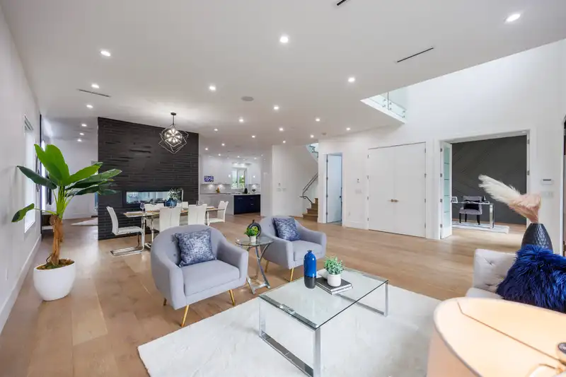 8475 12TH AVENUE - photo 4 of 40