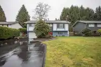 1214 LABURNUM AVENUE - thumbnail 2