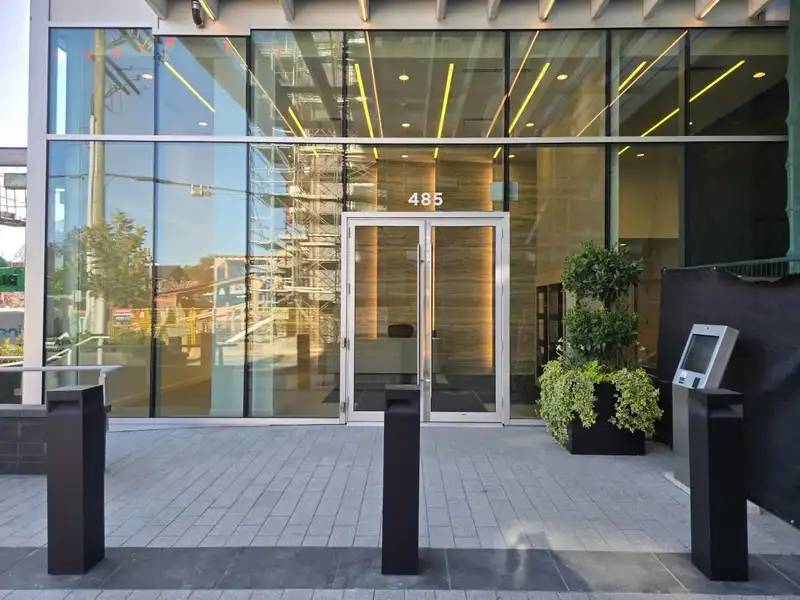 2102 485 W 42ND AVENUE - photo 1 of 11