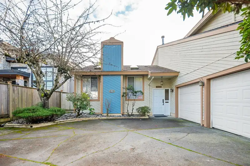 8340 LUNEN ROAD - photo 1 of 40