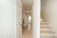 4 115 W QUEENS ROAD - thumbnail 14