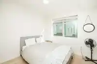 4 115 W QUEENS ROAD - thumbnail 18