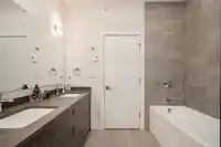 4 115 W QUEENS ROAD - thumbnail 25