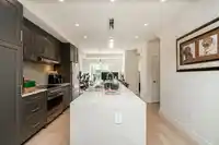 4 115 W QUEENS ROAD - thumbnail 7