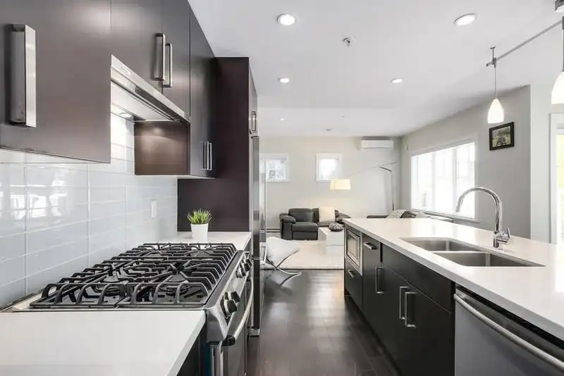 1493 TILNEY MEWS - photo 4 of 20