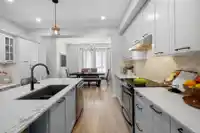 72 2418 AVON PLACE - thumbnail 7