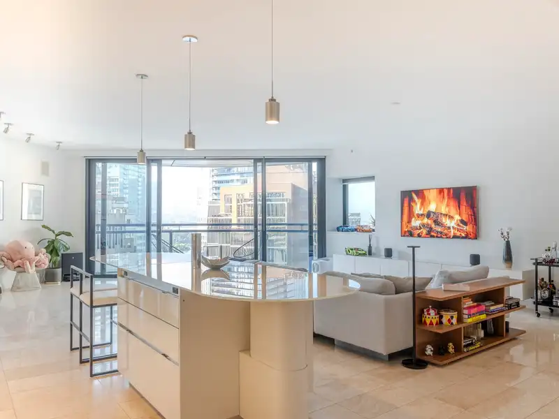 2106 838 W HASTINGS STREET - photo 2 of 24