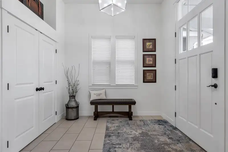 23066 BEDFORD TRAIL - photo 4 of 40