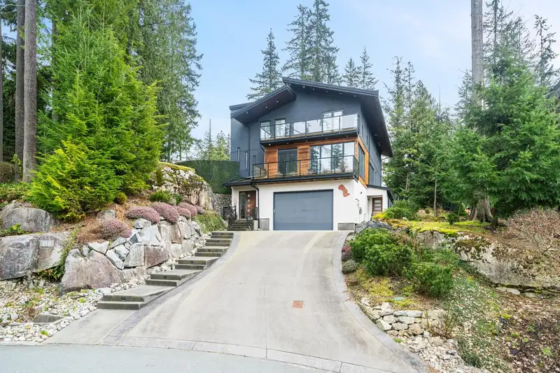 116 DEERVIEW LANE - photo 1 of 24