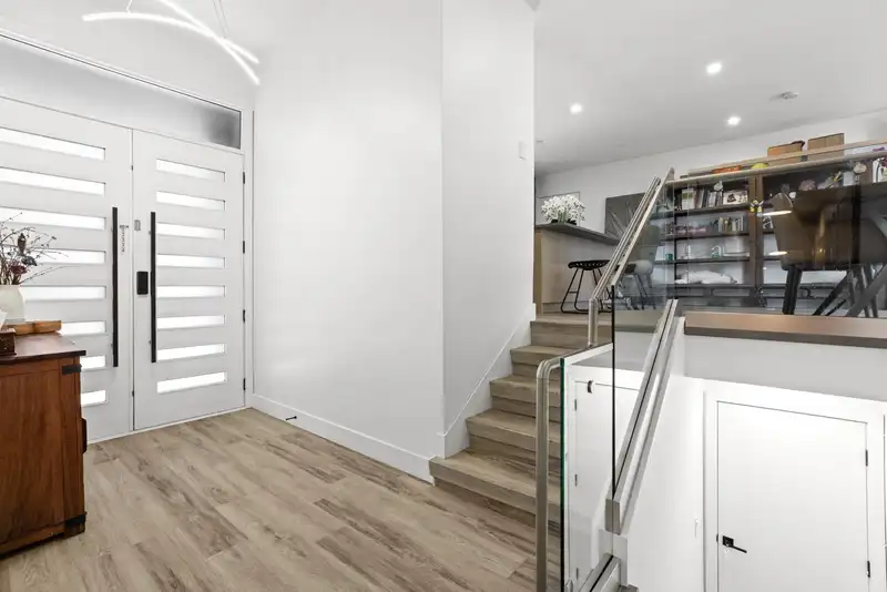 104 BONNYMUIR DRIVE - photo 3 of 40