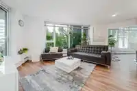 301 689 ABBOTT STREET - thumbnail 9