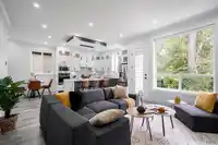 7518 205A STREET - thumbnail 1