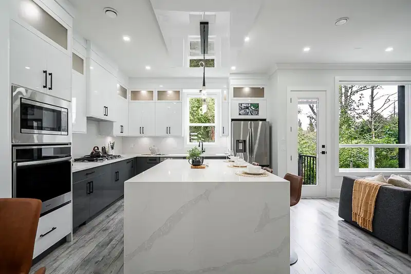 7518 205A STREET - photo 4 of 38