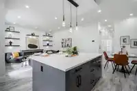 7518 205A STREET - thumbnail 7