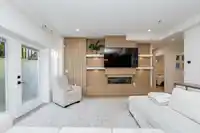 3896 WELWYN STREET - thumbnail 3