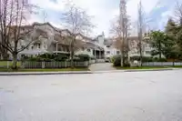 107 1283 PARKGATE AVENUE - thumbnail 2