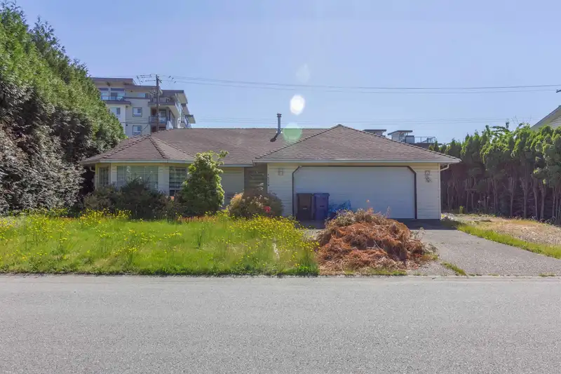 1524 KIMBERLEY STREET - photo 1 of 24