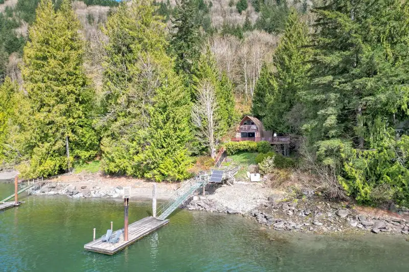 DL 219 CASCADE BAY - photo 3 of 35