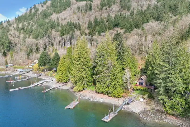 DL 219 CASCADE BAY - photo 4 of 35