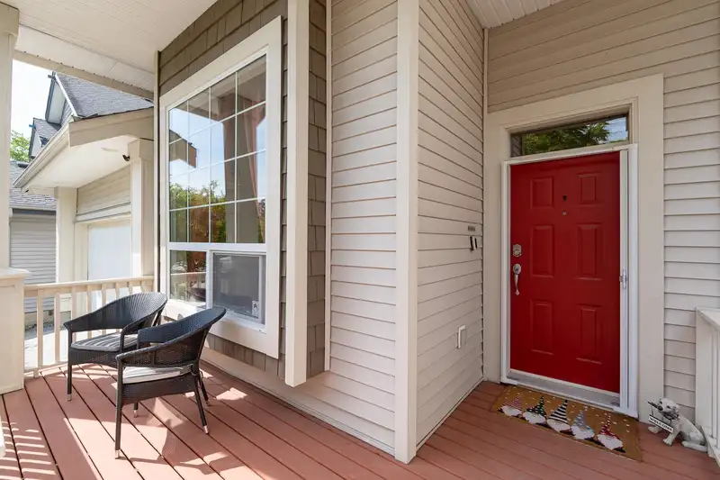 20119 70A AVENUE - photo 3 of 40