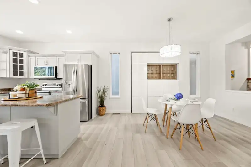 24222 103 AVENUE - photo 2 of 24