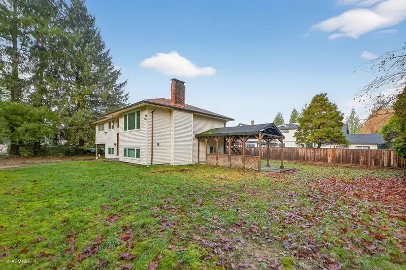 22939 128 AVENUE - photo 1 of 40