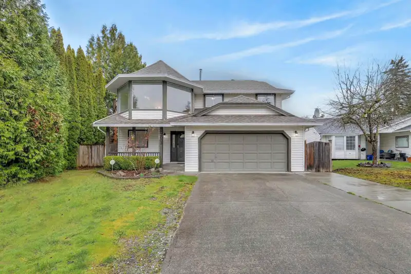 23003 REID AVENUE - photo 1 of 30