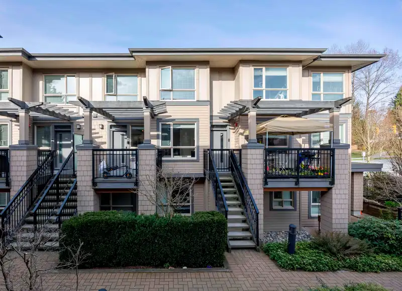 8 3201 NOEL DRIVE - photo 1 of 13