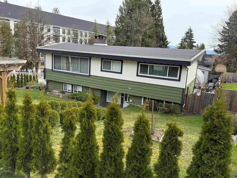 1184 GLENAYRE DRIVE - photo 1 of 29
