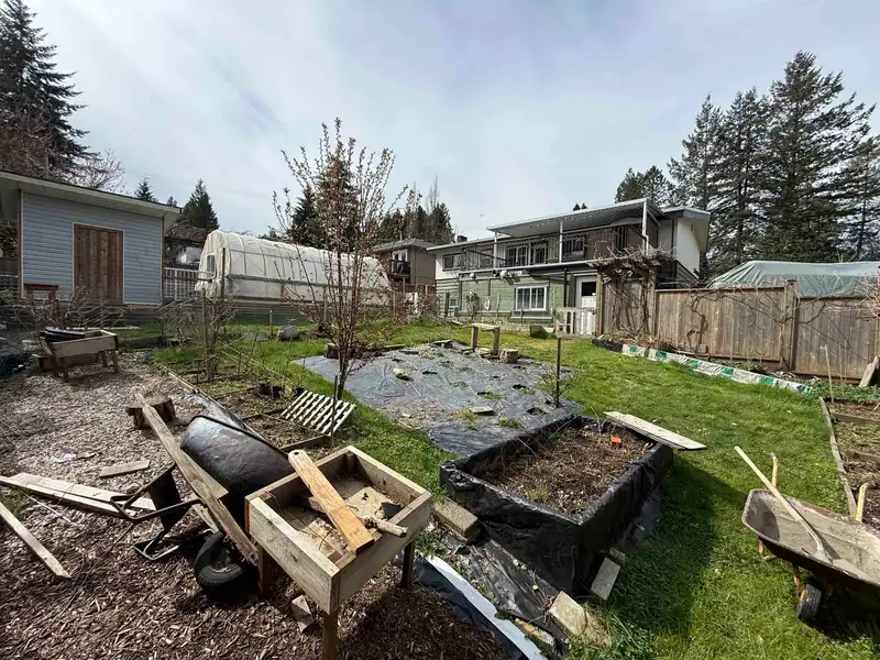 1184 GLENAYRE DRIVE - photo 4 of 29
