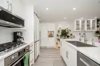 203 15152 RUSSELL AVENUE - thumbnail 8