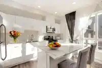 50 160 PEMBINA STREET - thumbnail 3