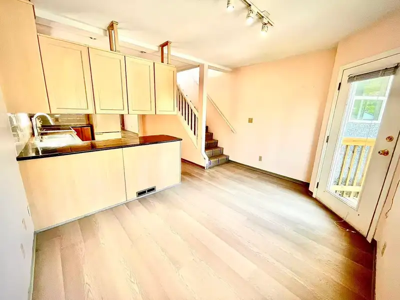 3857 W 18TH AVENUE - photo 4 of 7