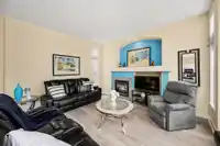 6085 165A STREET - thumbnail 9