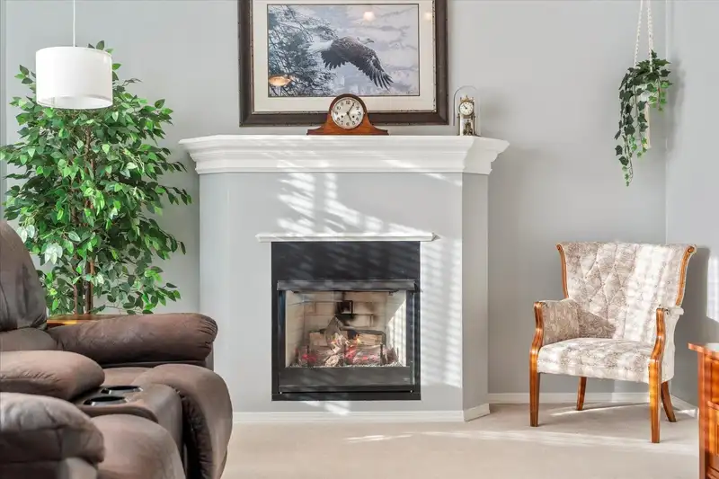 46329 STRATHCONA ROAD - photo 2 of 26