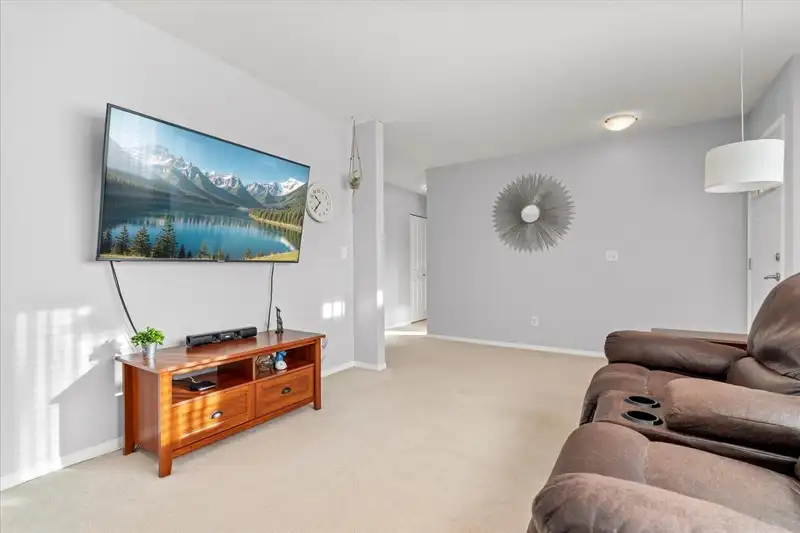 46329 STRATHCONA ROAD - photo 4 of 26