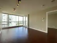 2607 2978 GLEN DRIVE - thumbnail 4