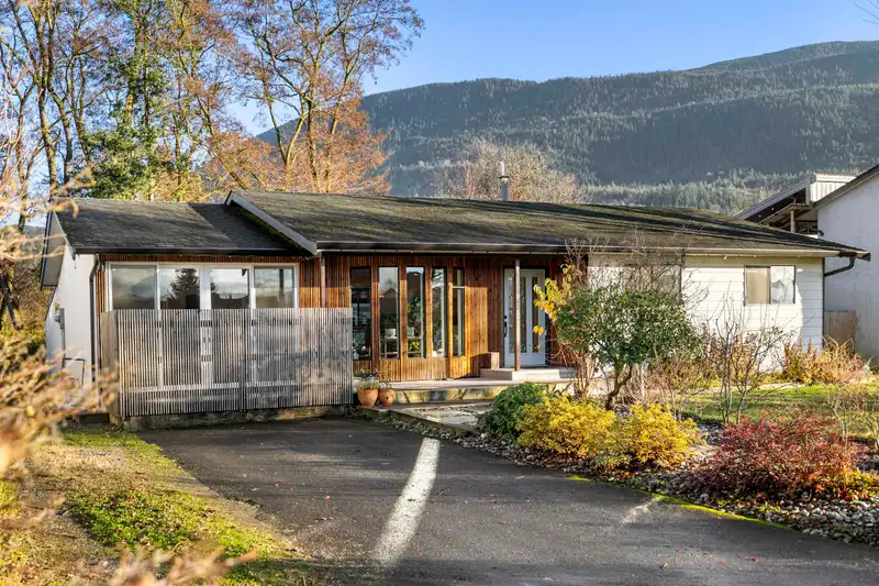 4472 KEHLER STREET - photo 1 of 40